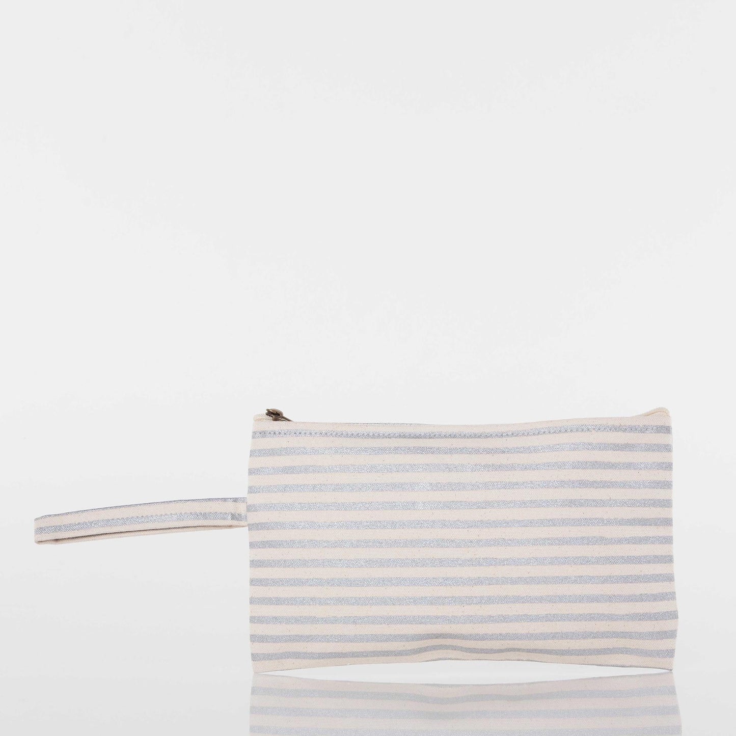 CB Station Metallic Clutches